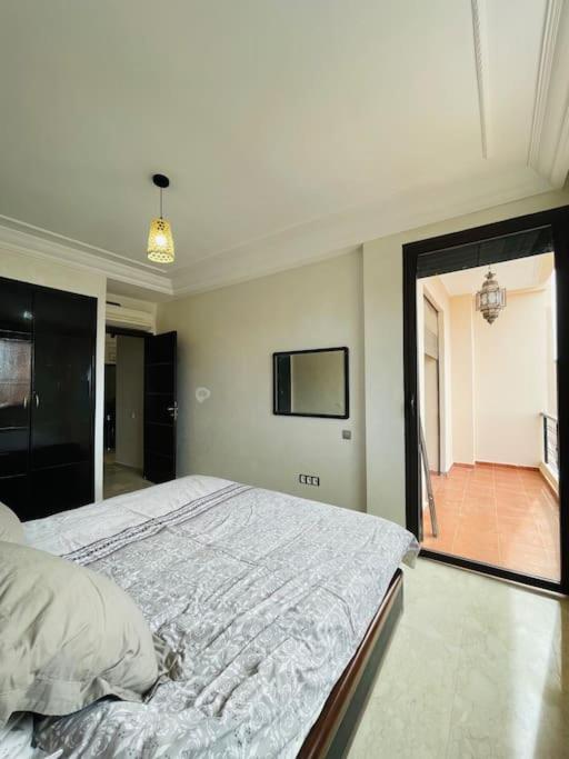Appartement Au Centre Ville Marrakesh Buitenkant foto